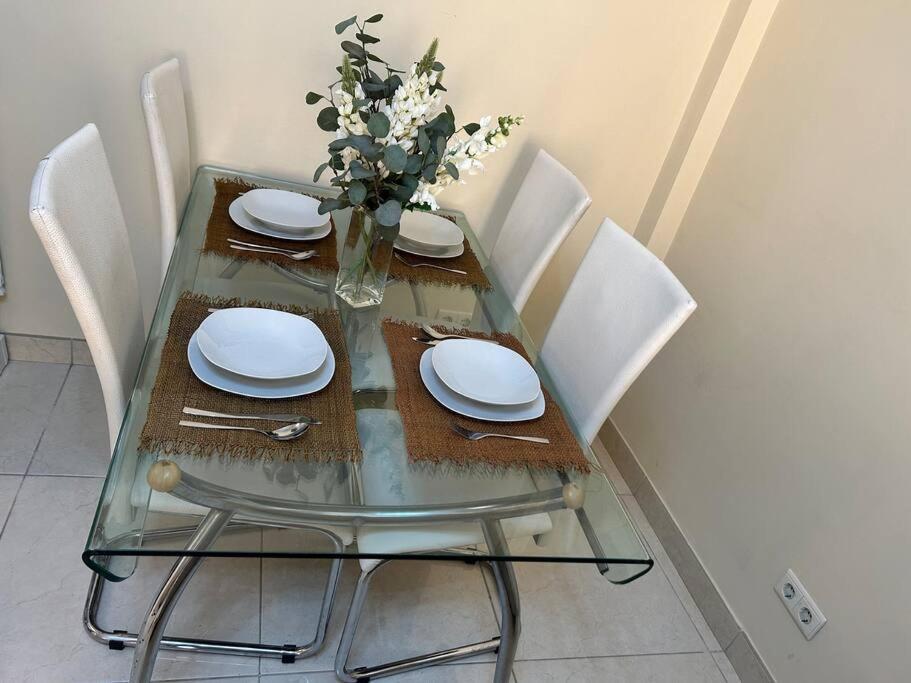 Flat On The Paseo Maritamo! Apartment Estepona Exterior photo